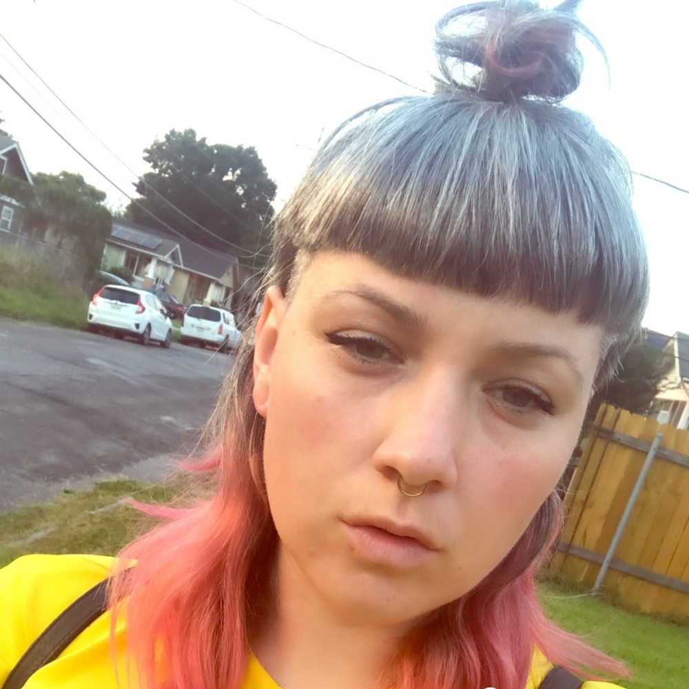 Meet your Posher, Sierrah